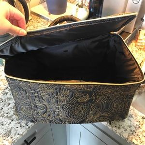 Amika travel bag. Last one!!